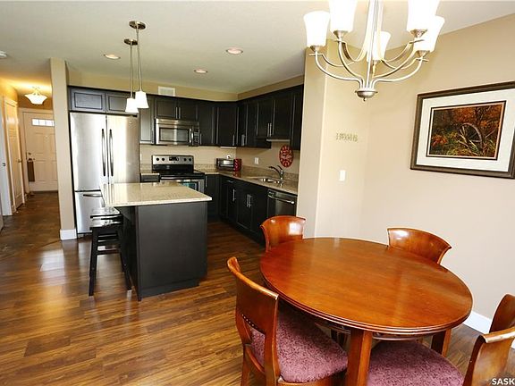 4th image of 901 4th St S Unit 115