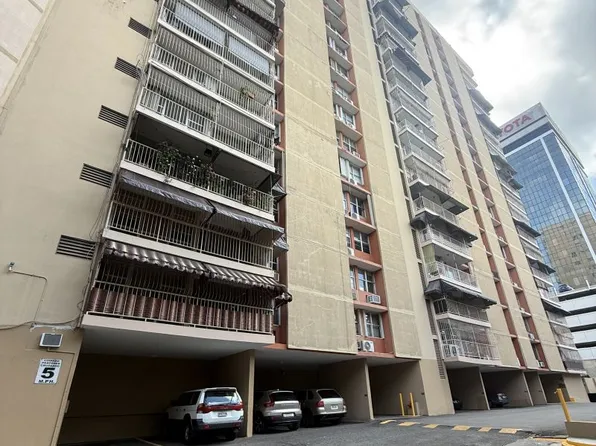 Cond Hato Rey Plaza Apto 10 Ave #K-200, San Juan, PR 00927