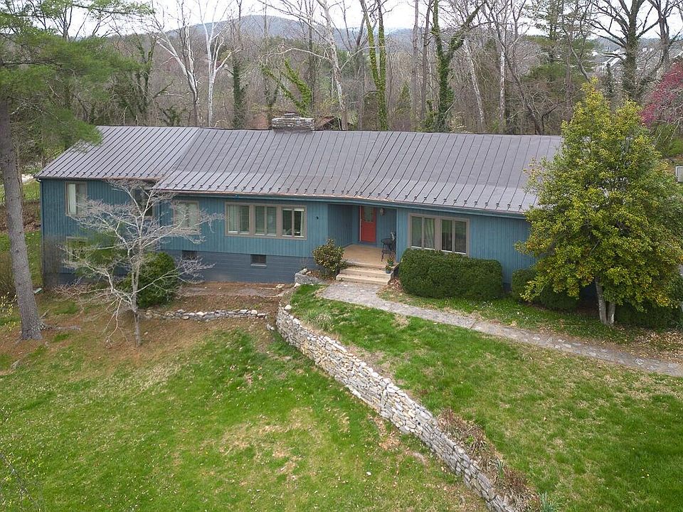 1st image of 801 Stonewall St