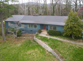 801 Stonewall St, Lexington, VA 24450