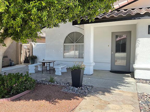 2nd image of 51520 Avenida Navarro