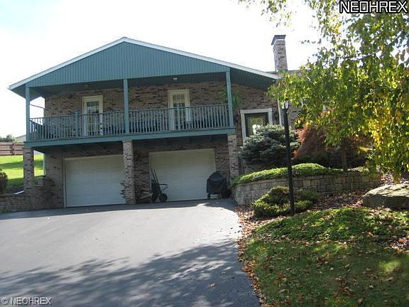 4th image of 49721 S Park Cir