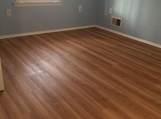 8 Canterbury Ct, Piscataway, NJ 08854