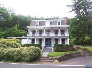 223 W Saddle River Rd, Saddle River, NJ 07458
