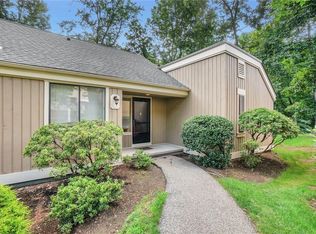 18 Heritage Hls #B, Somers, NY 10589