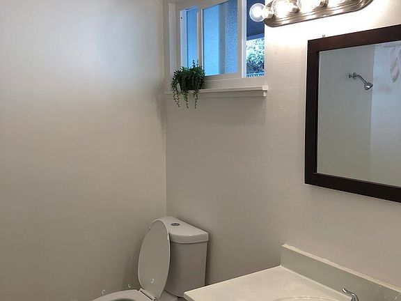 5th image of 3065 Richmond Blvd APT 8
