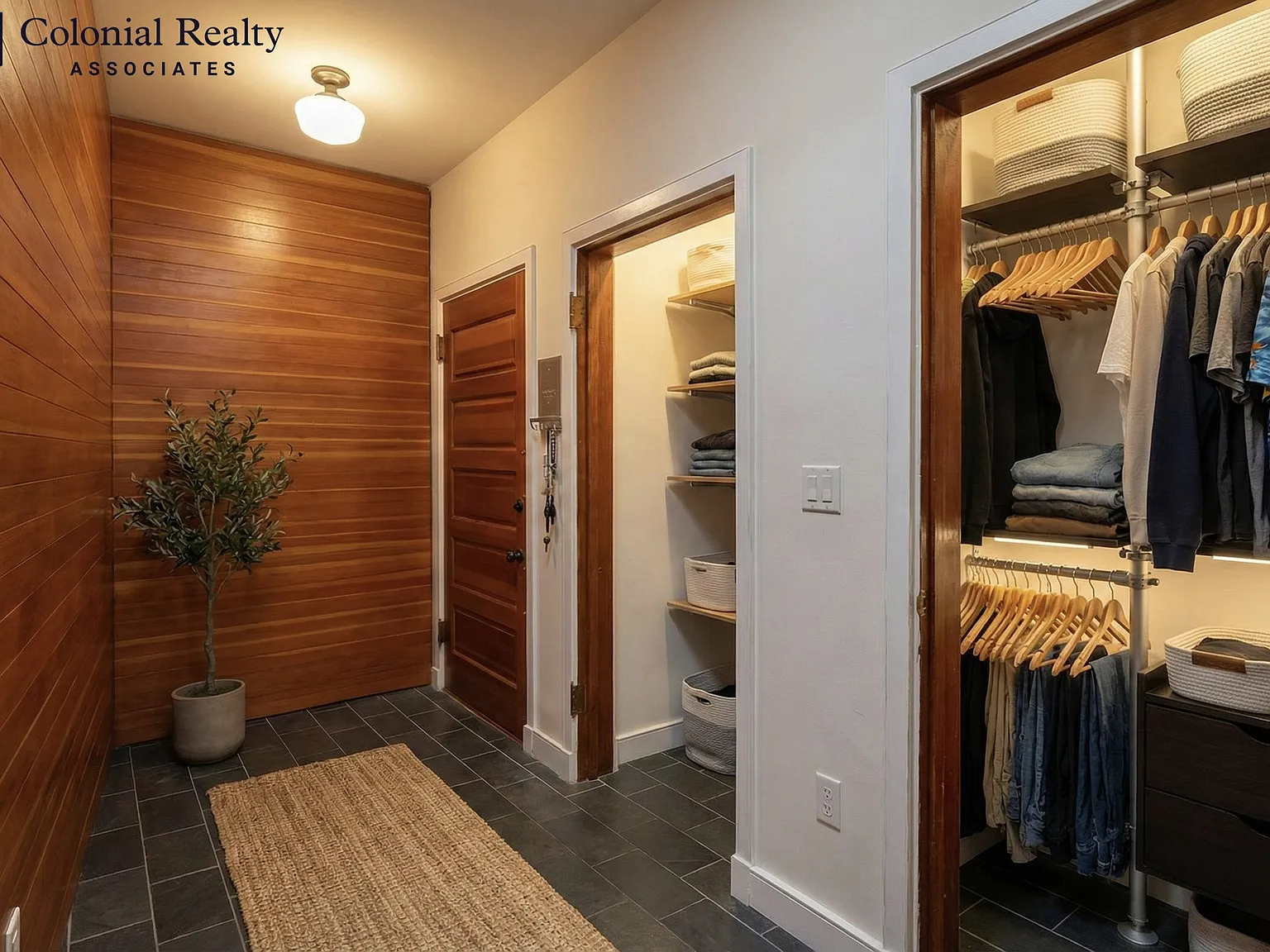 1 bed, 1.0 bath, 9999 sqft, $2,750 — Photo 3