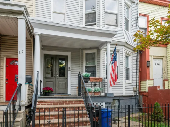 208 Duncan Ave, Jersey City, NJ 07306