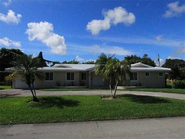 1st image of 15620 SW 77th Ct
