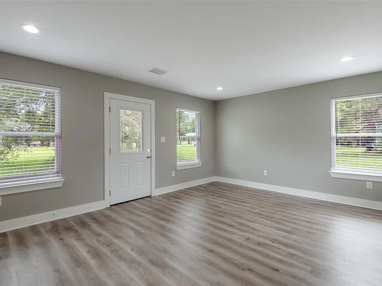 140 N Shady Oaks Dr — Photo 10