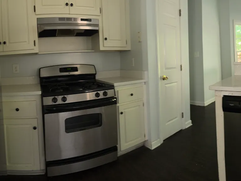 526 Matthew Dr — Photo 17