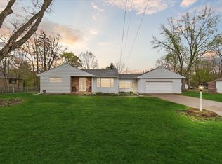 527 Gregory Pl, Jackson, MI 49202