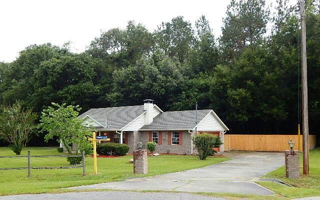 1st image of 276 SW Edna Ct