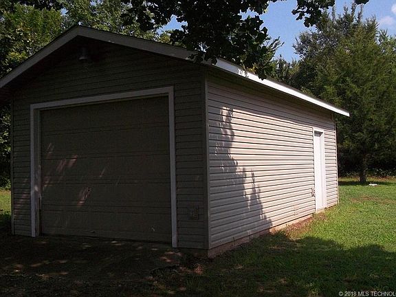 3rd image of 23 E Babock St