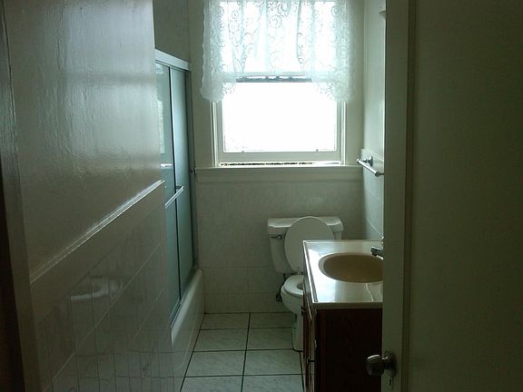 5th image of 101 Cabrillo St