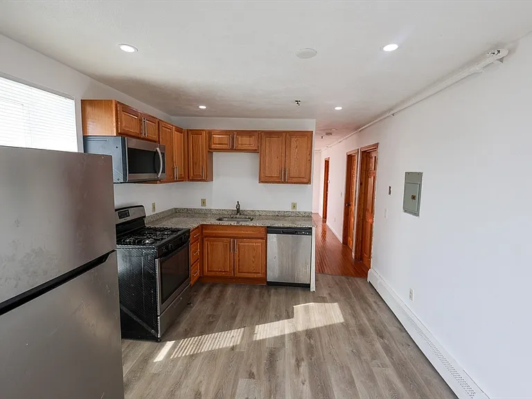 61 Saint James St #5 — Photo 3