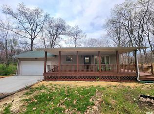 15610 N Lakeview Dr, Mount Vernon, IL