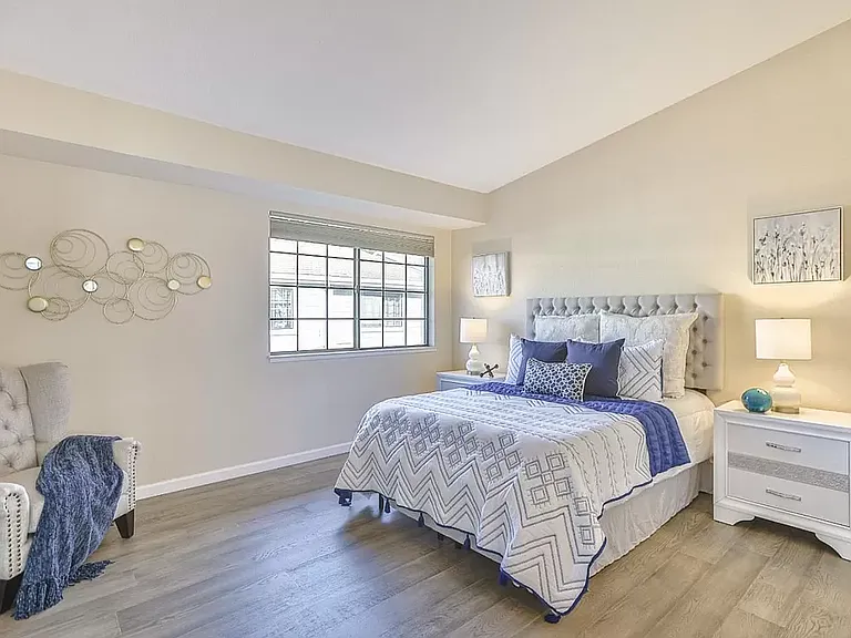 6949 Chantel Ct — Photo 8