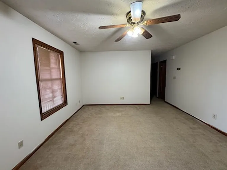 162 Eulon Loop #A — Photo 3