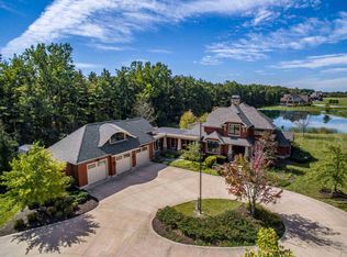 13615 Puff Rd, Fort Wayne, IN 46845