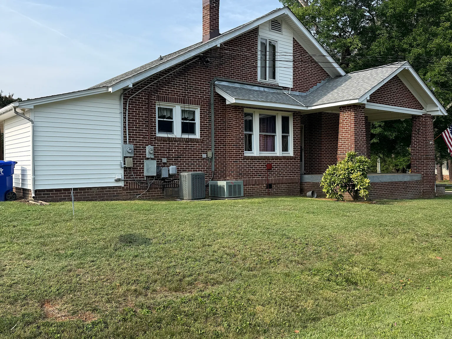 3 bed, 1600 sqft, $1,600 — Photo 4