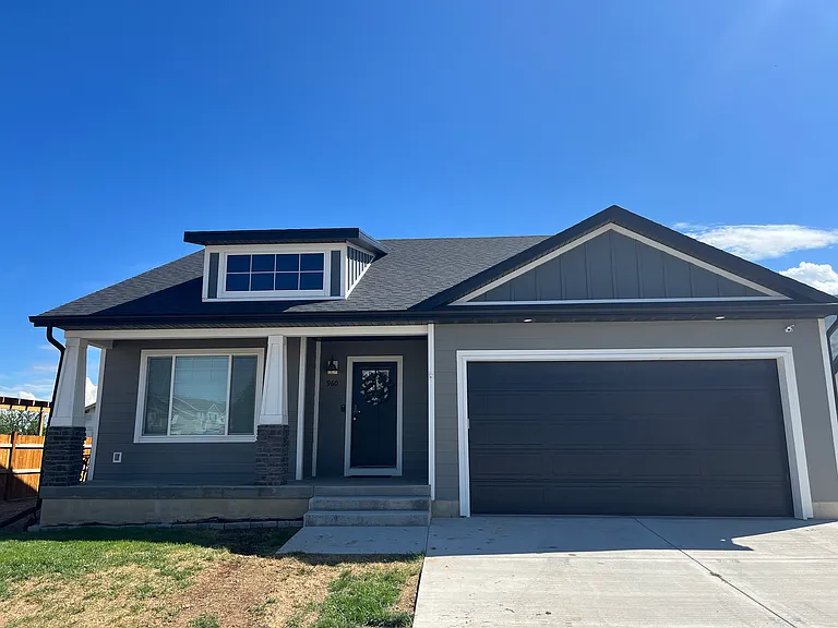 960 N Ctr — Photo 8
