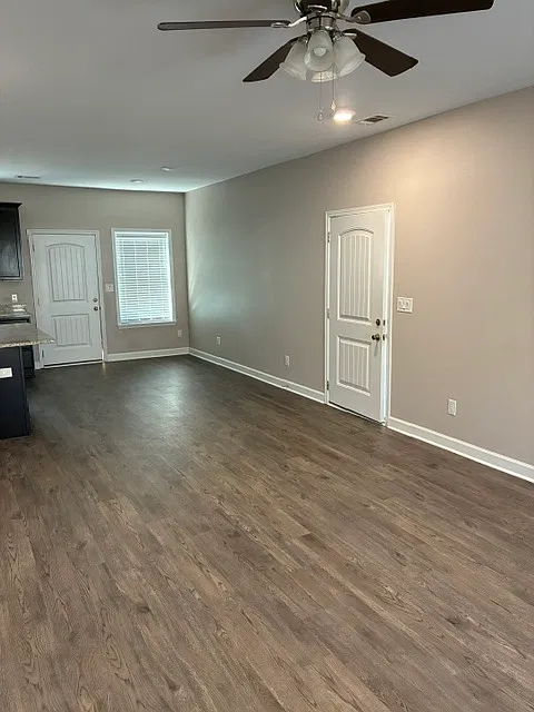 3 bed, 1405 sqft, $1,675 — Photo 4