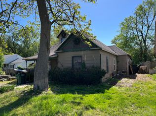 2155 N Howard Ave, Springfield, MO 65803