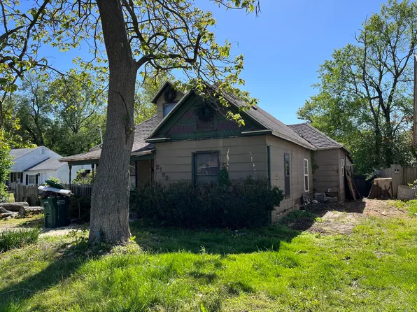 2155 N Howard Avenue, Springfield, MO 65803