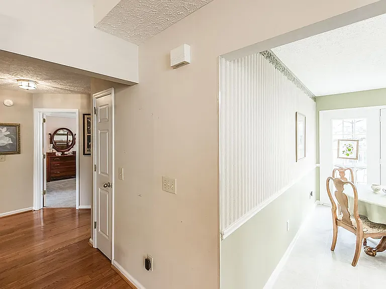 728 Jaywood Dr — Photo 13