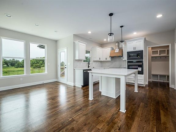 4th image of 12929 N Sloan Ave
