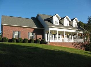 527 Pinewood Cir, Morristown, TN 37814