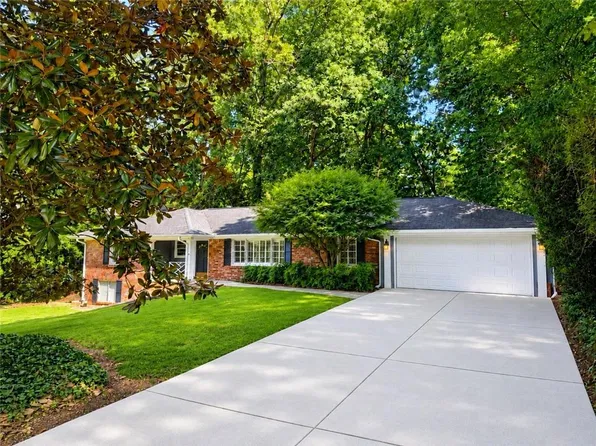 6651 Castleton Dr, Sandy Springs, GA 30328