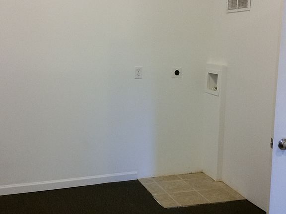 4th image of 1520 W Tioga St #2