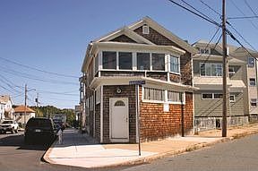 Building Photo 3