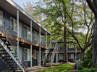 Raleigh Firs Apartments, Portland, OR 97221