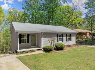 3128 Lotheridge Rd, Gainesville, GA 30501