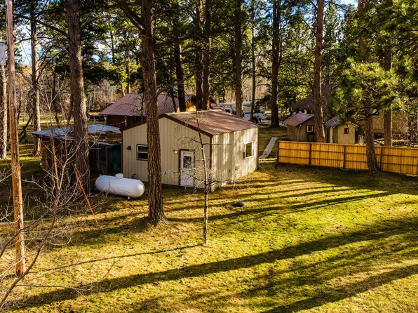 32 Fish Hatchery Rd, Banner, WY 82832