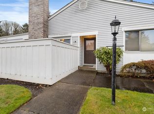 8646 Onyx Dr SW UNIT A, Tacoma, WA