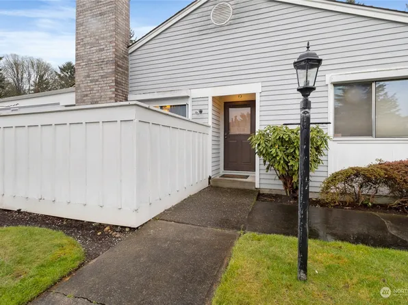 8646 Onyx Drive SW #A, Lakewood, WA 98498