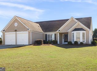 90 Creston Ct, Powder Springs, GA 30127