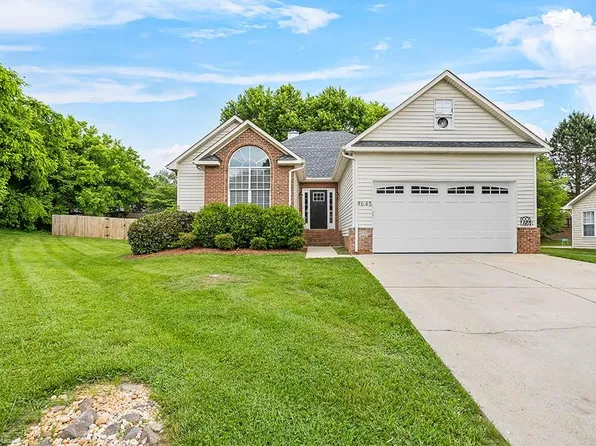 4645 Bottoms Rock Ln, Pfafftown, NC 27040