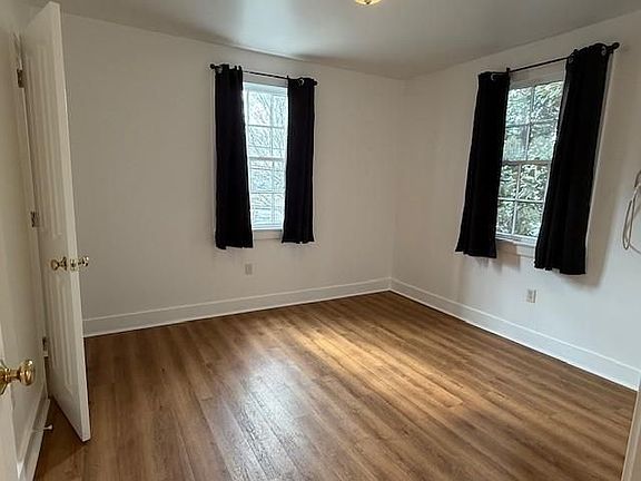 4th image of 7439 Prytania St #A