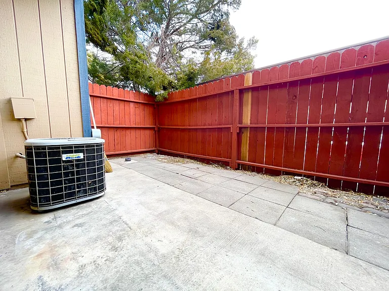 3128 Bristle Branch Dr — Photo 17