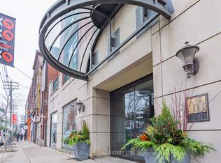 901 Queen St W #204-C01, Toronto, ON M6J 3X4