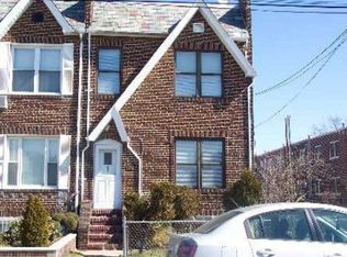 5957 71st St, Flushing, NY 11378