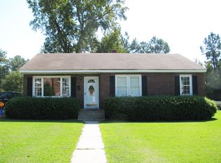 103 Amaryllis Dr, Saint Matthews, SC 29135