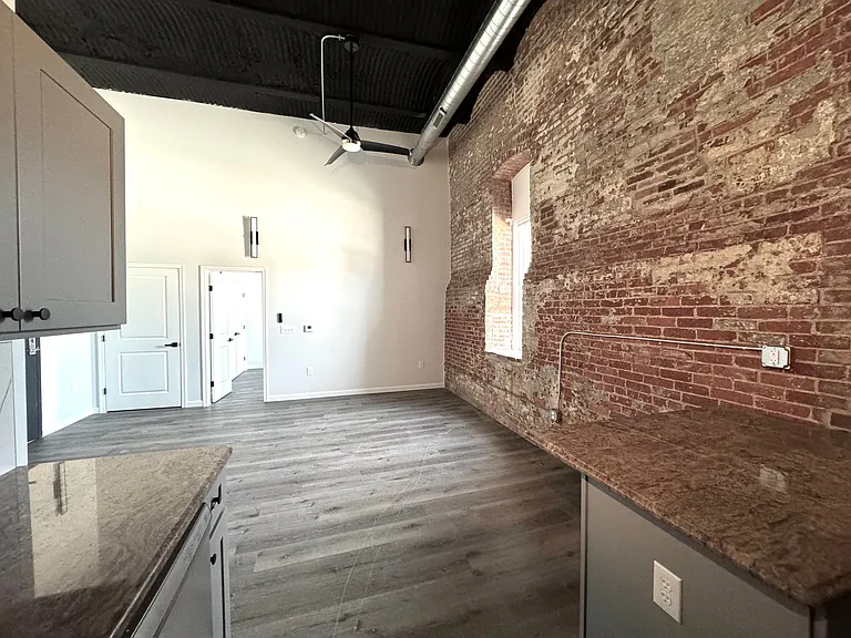 810 Monocacy St #405 — Photo 10