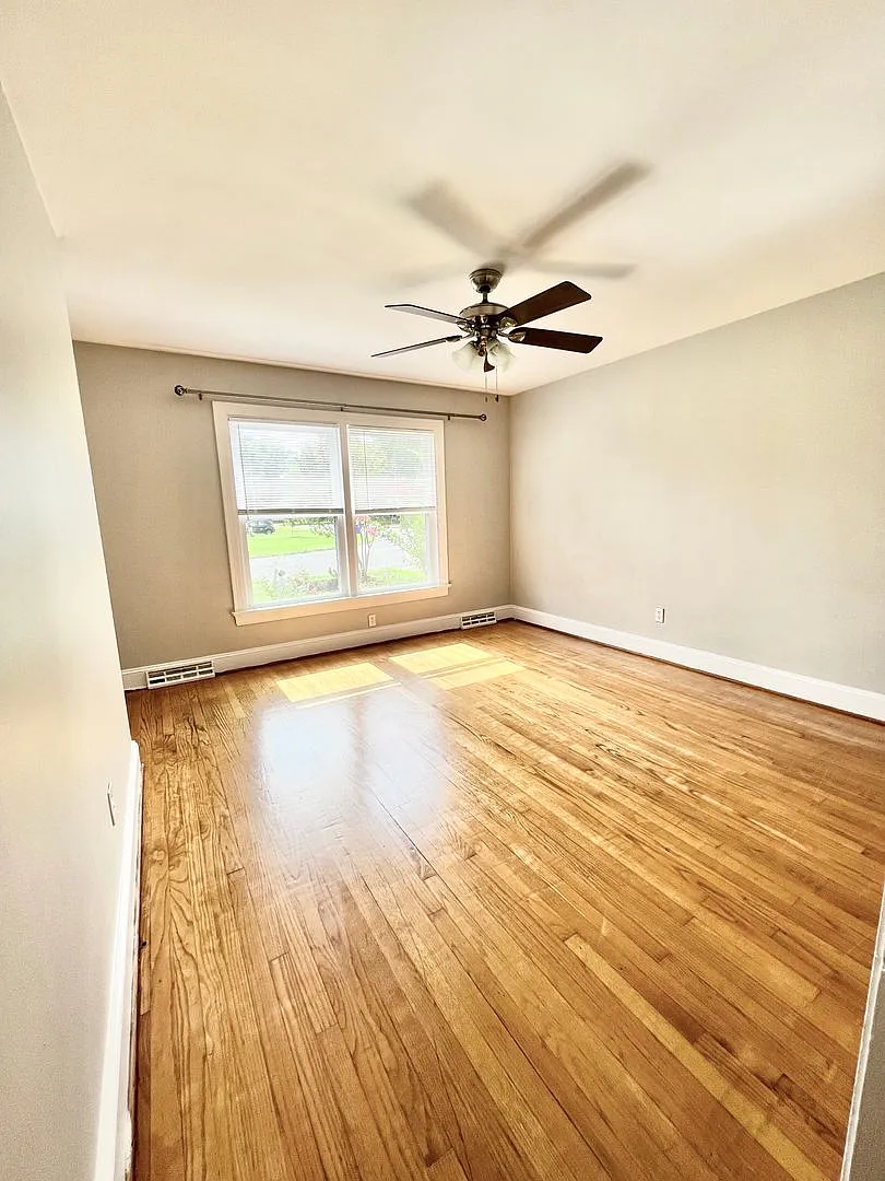 109 Stancil Dr. — Photo 3