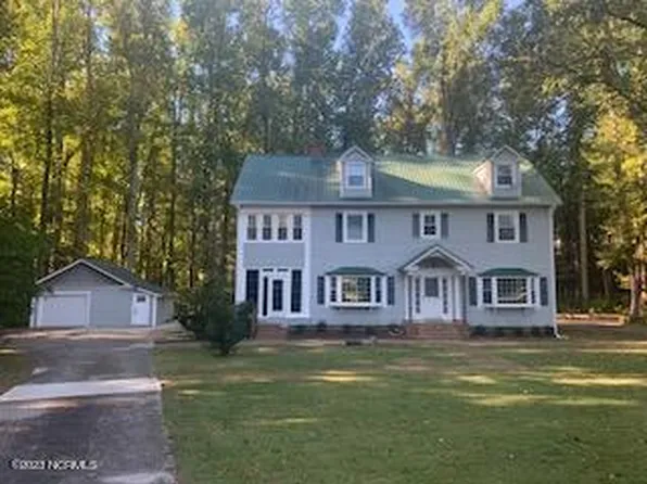 255 Bronwyn St, Southern Pines, NC 28387